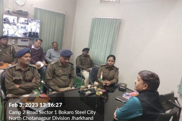 Bokaro traffic-पुलिस पदाधिकारियों के साथ डीटीओ ने की बैठक